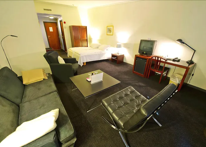 Aiden By Western Haugesund Airport Hotel 3*